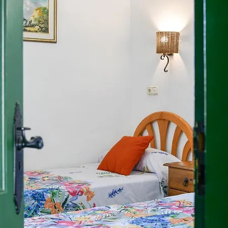 Apartment Mimosas. Bajo Con Wifi. Piscinas Comunitarias